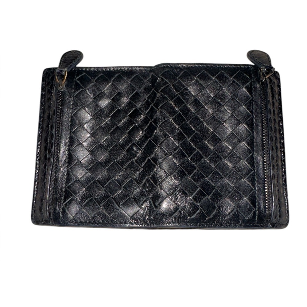 Bottega Veneta Calfskin Wallet - Picture 9 of 9